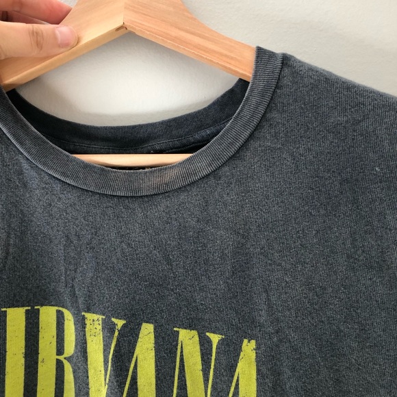 women’s nirvana graphic - Picture 2 of 3